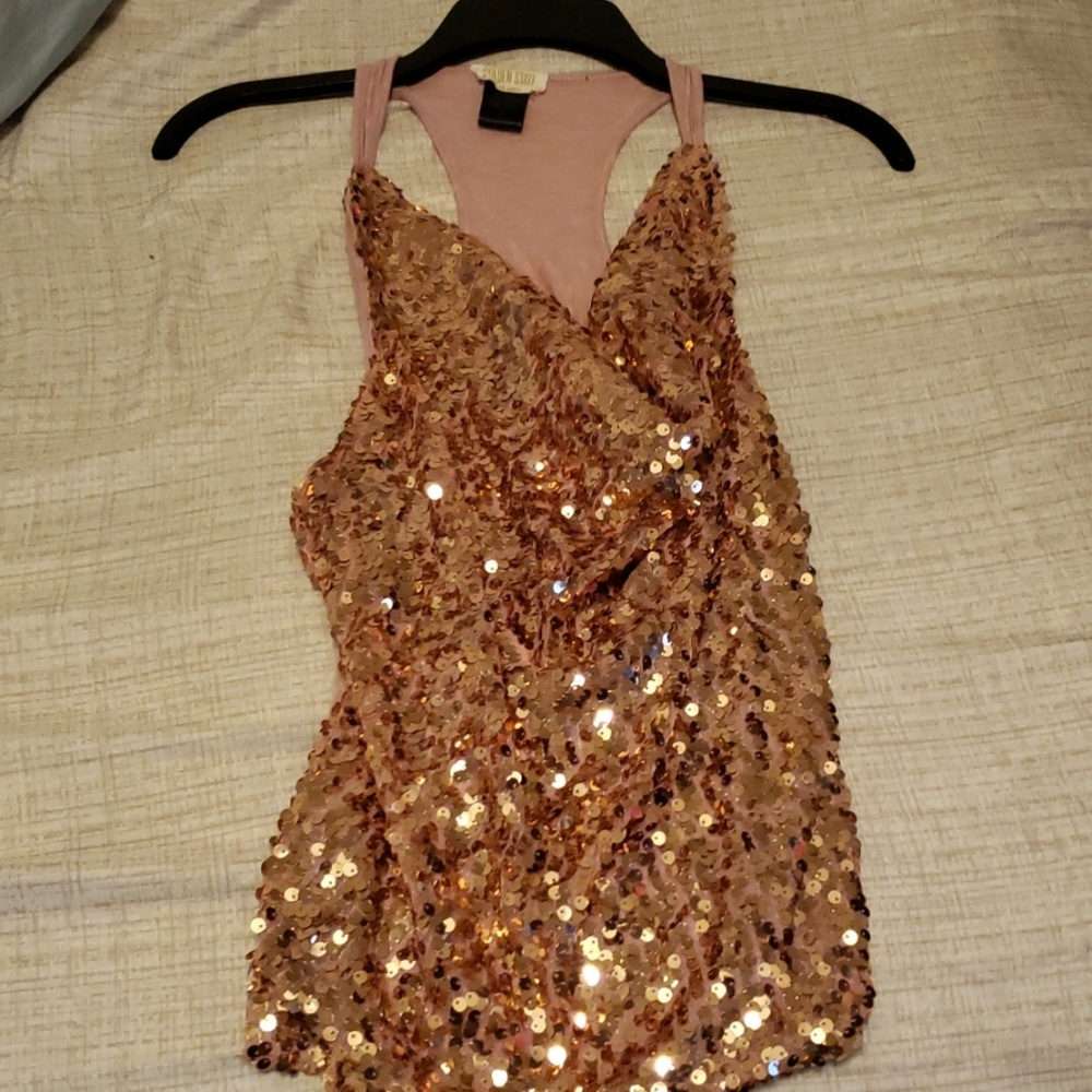 Dresses shirt